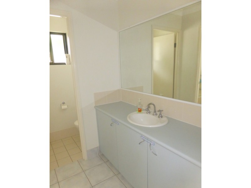 2 Katoomba Street, Mount Sheridan QLD 4868