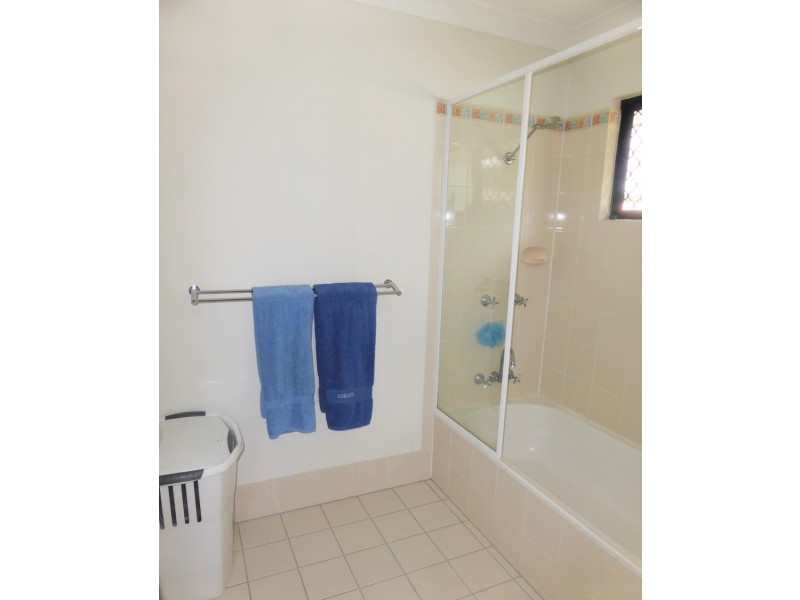 2 Katoomba Street, Mount Sheridan QLD 4868