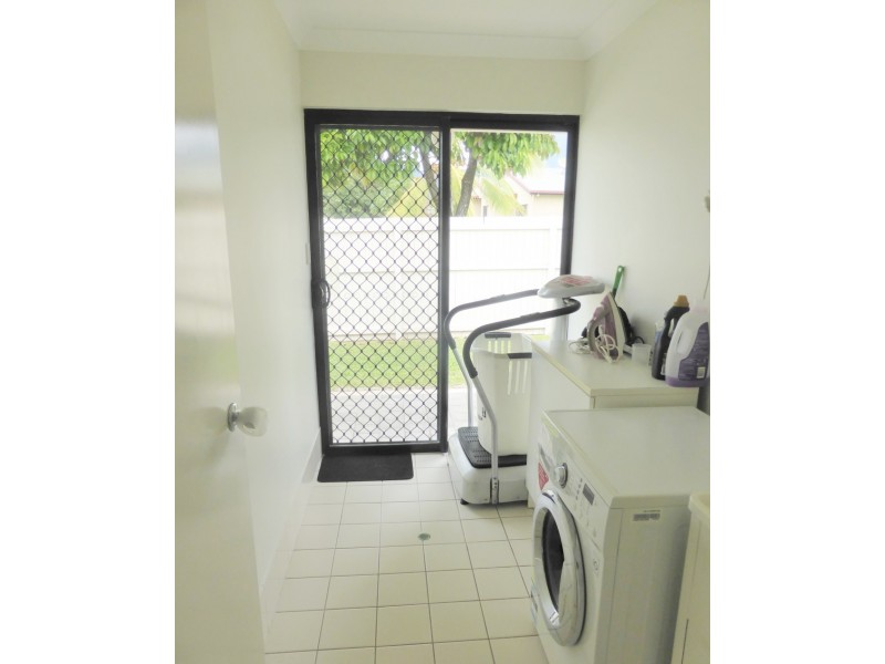 2 Katoomba Street, Mount Sheridan QLD 4868