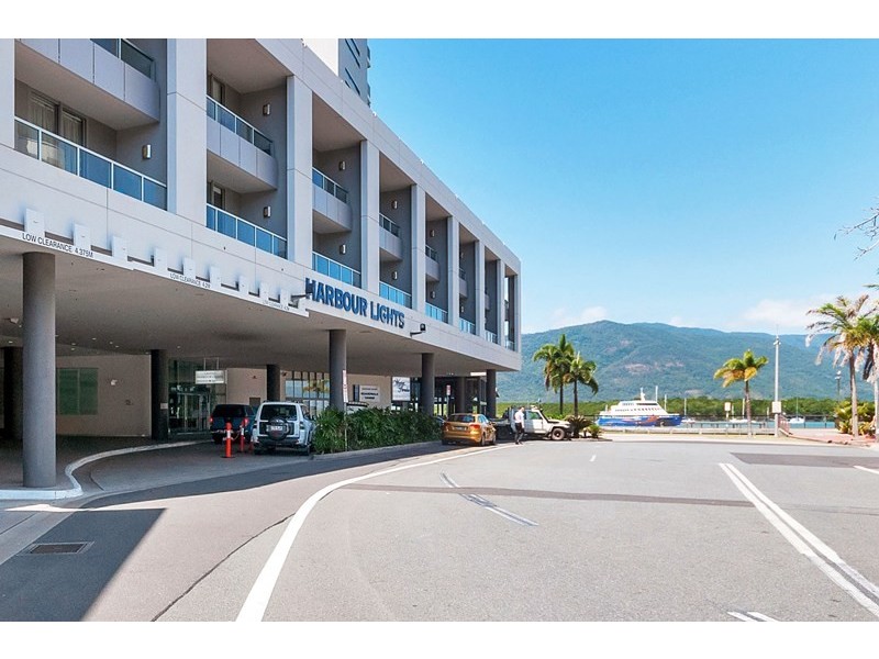 319/1 Marlin Parade, Cairns City QLD 4870