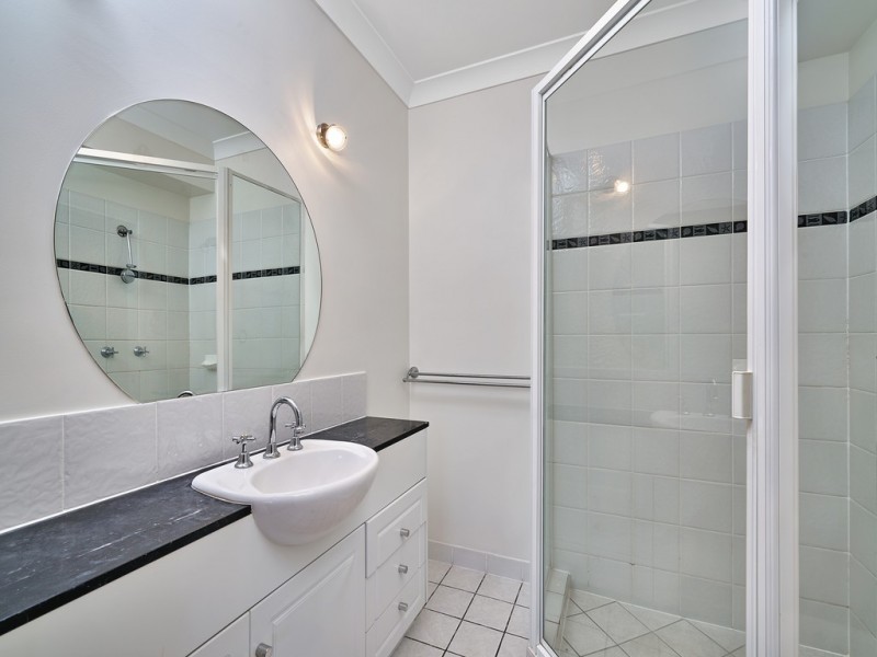 13/293 Esplanade, Cairns North QLD 4870