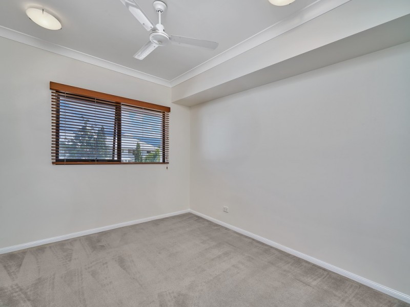 13/293 Esplanade, Cairns North QLD 4870