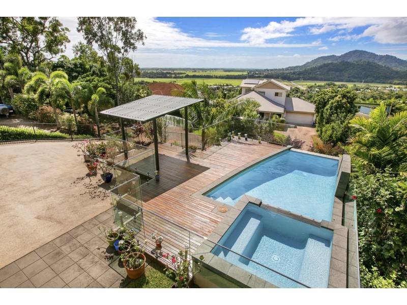 13 Alstonia Close, Redlynch QLD 4870