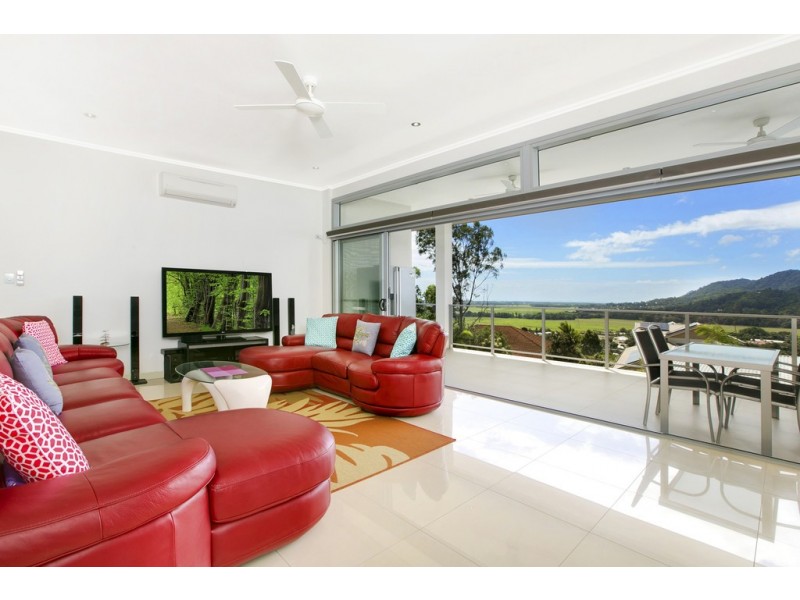 13 Alstonia Close, Redlynch QLD 4870