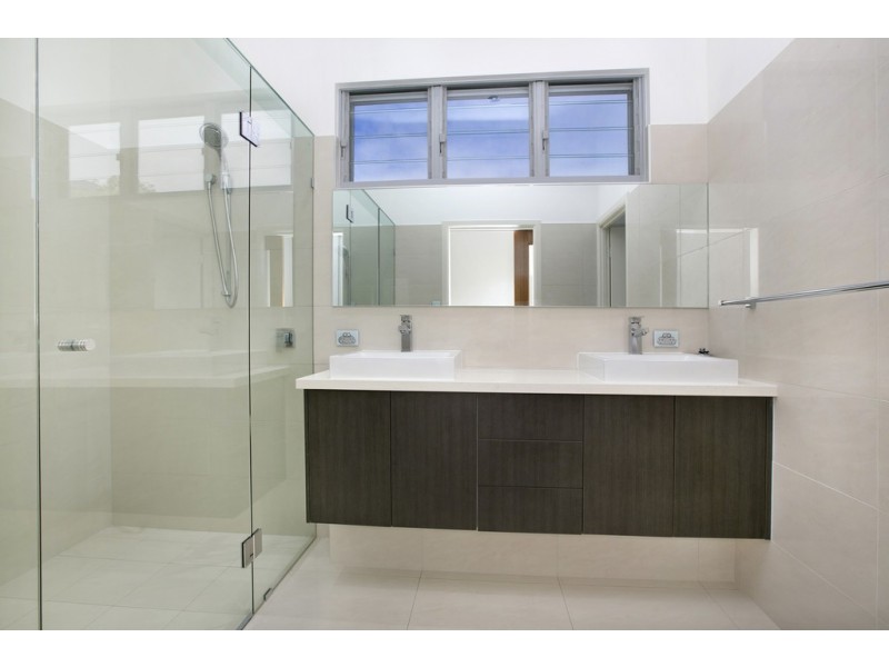 13 Alstonia Close, Redlynch QLD 4870