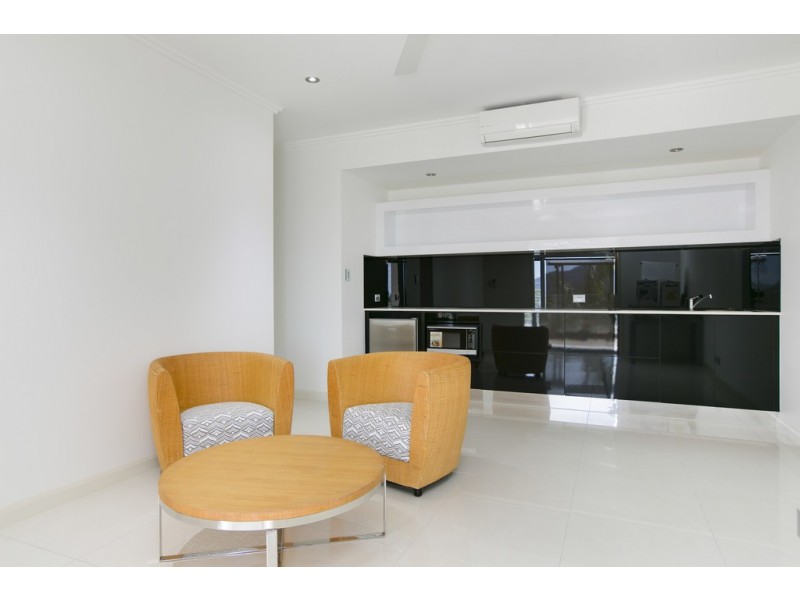 13 Alstonia Close, Redlynch QLD 4870