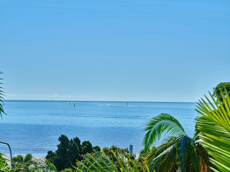 Cairns City QLD 4870