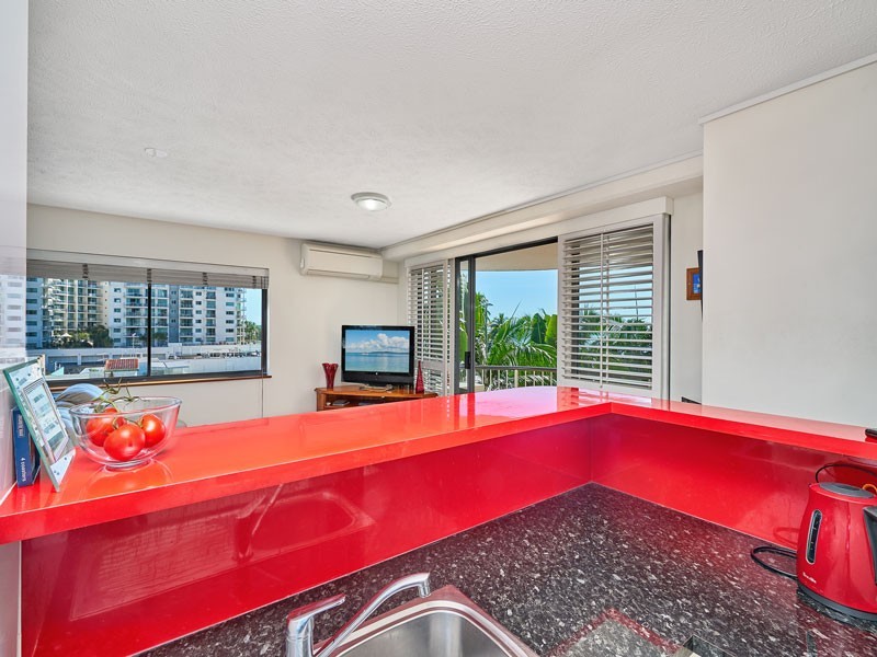 Cairns City QLD 4870