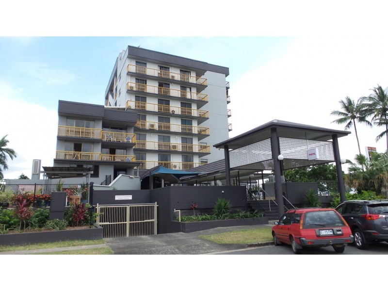1/249 Esplanade, Cairns North QLD 4870