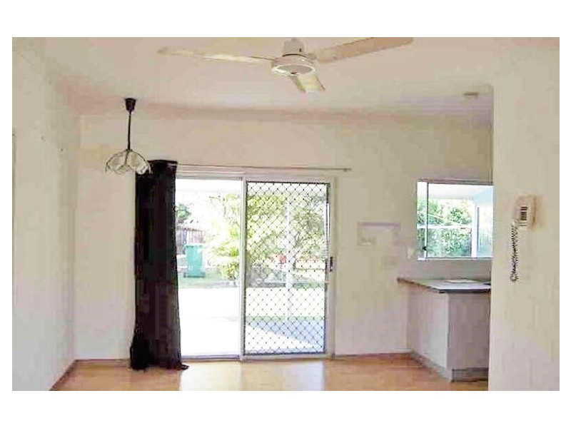 13 McLaughlin Road, Bentley Park QLD 4869