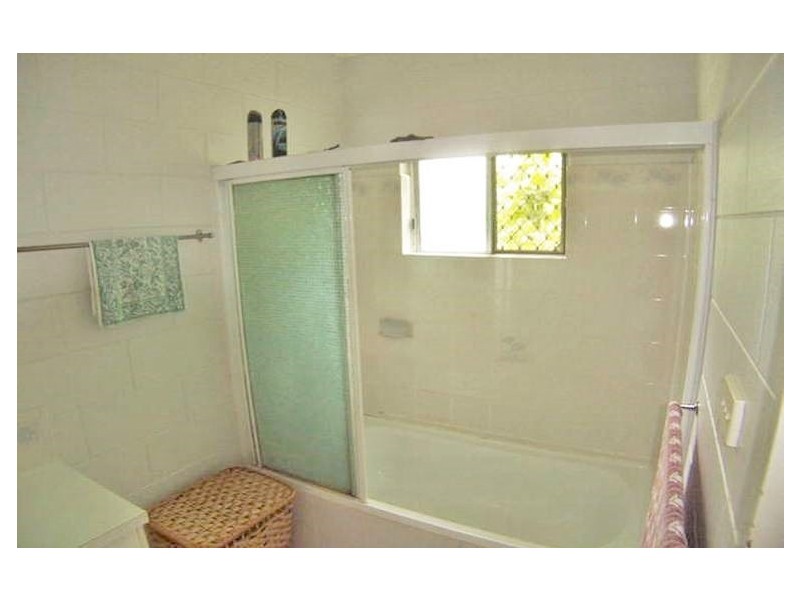 13 McLaughlin Road, Bentley Park QLD 4869