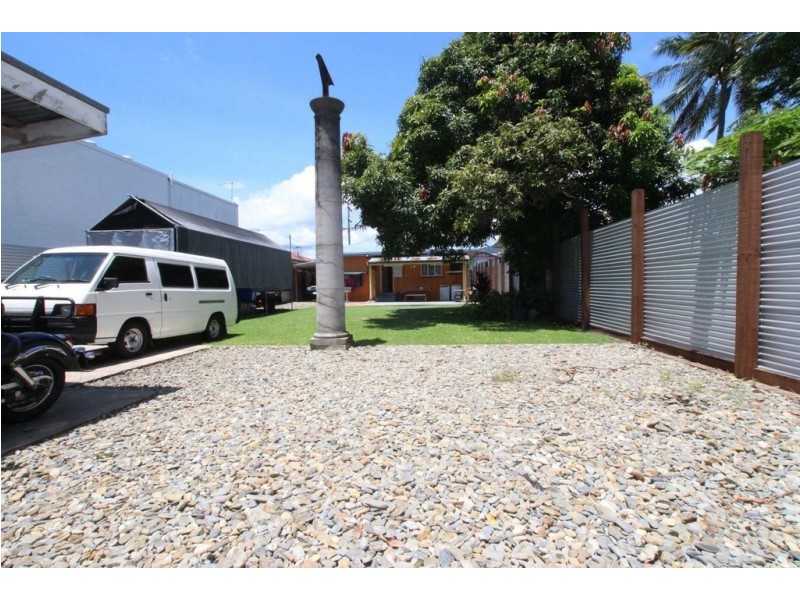 36 Hannam Street, Bungalow QLD 4870