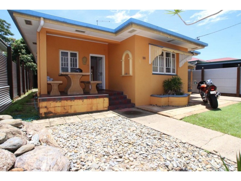 36 Hannam Street, Bungalow QLD 4870
