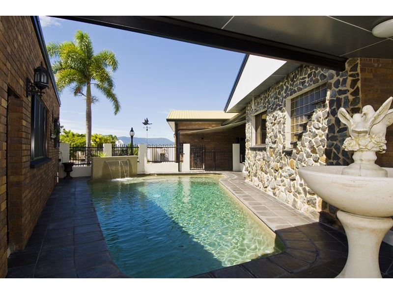 14 Grandview Crescent, Earlville QLD 4870