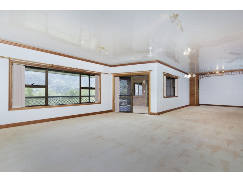 14 Grandview Crescent, Earlville QLD 4870