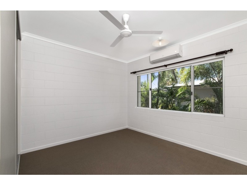 4/126 Pease Street, Manoora QLD 4870