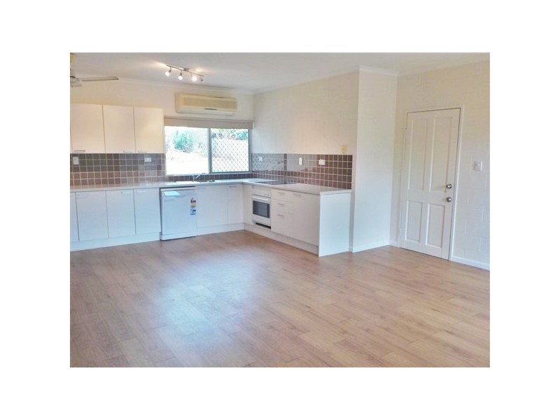 Bentley Park QLD 4869