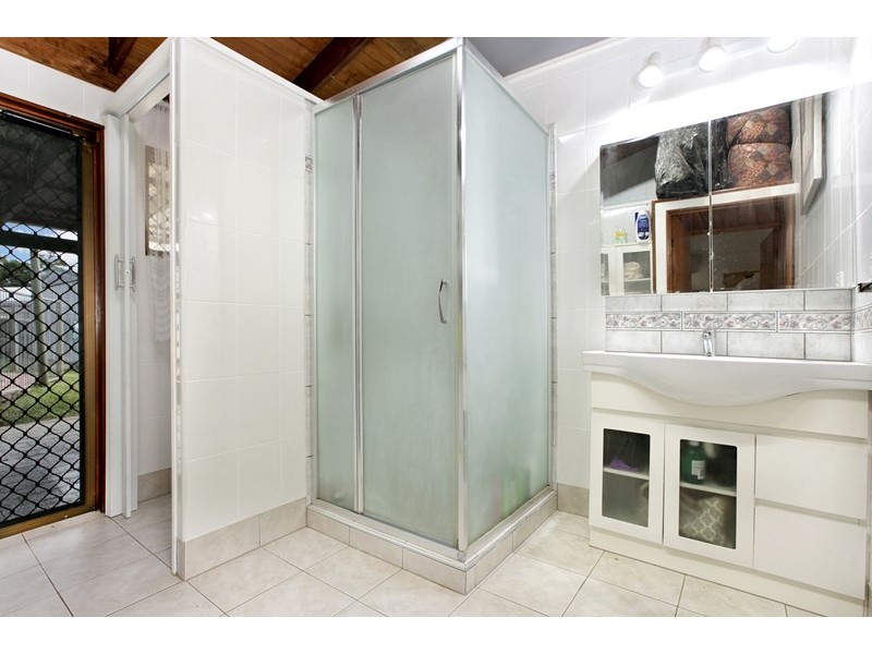 30 Shannon Drive, Woree QLD 4868