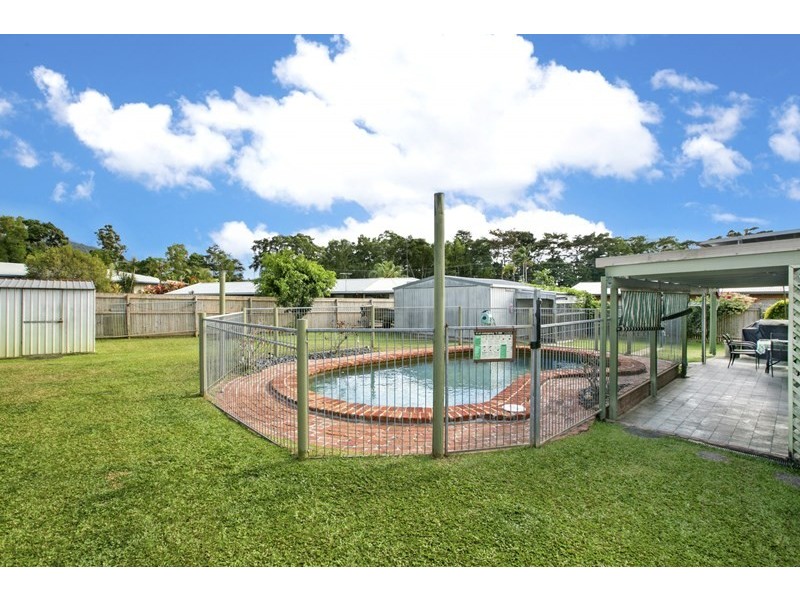 30 Shannon Drive, Woree QLD 4868