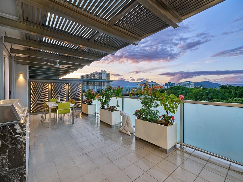 7/1 Marlin Parade, Cairns City QLD 4870