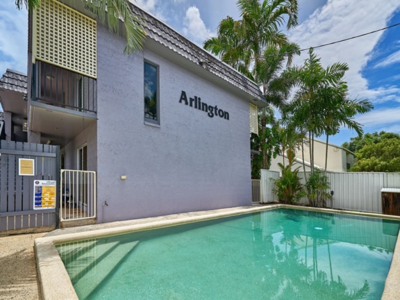 8/120 Greenslopes Street, Edge Hill QLD 4870