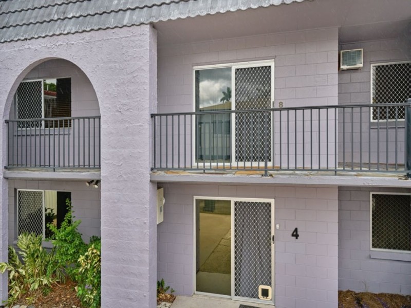 8/120 Greenslopes Street, Edge Hill QLD 4870