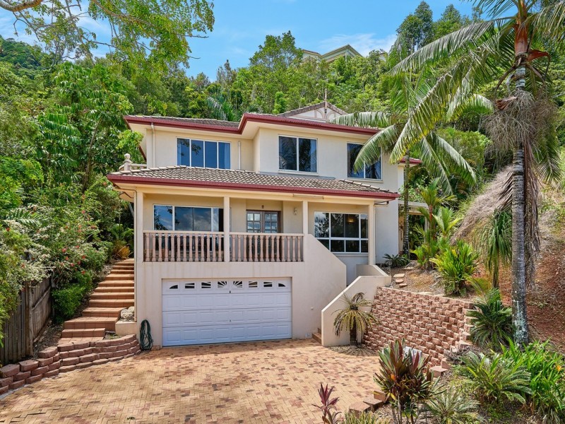 7 Solomon Place, Mooroobool QLD 4870