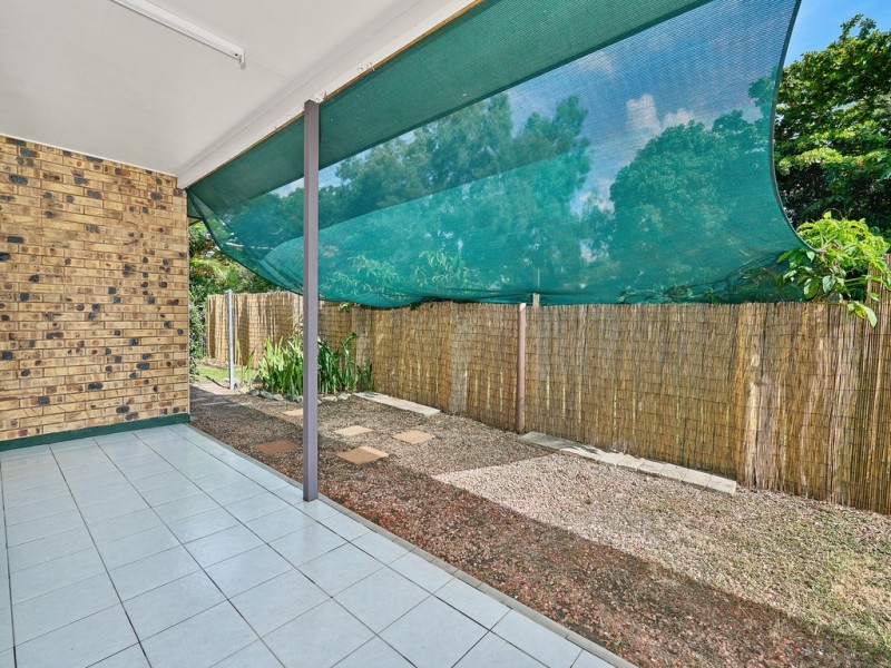 1 and 2/97A Jensen Street, Whitfield QLD 4870