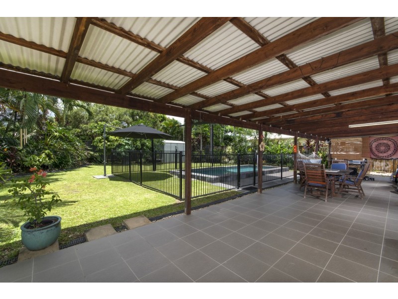32 Leeuwin Crescent, Bentley Park QLD 4869