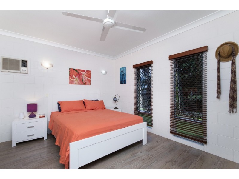 32 Leeuwin Crescent, Bentley Park QLD 4869