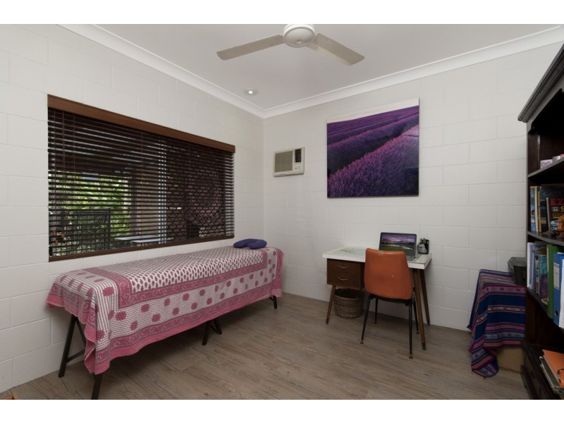 32 Leeuwin Crescent, Bentley Park QLD 4869