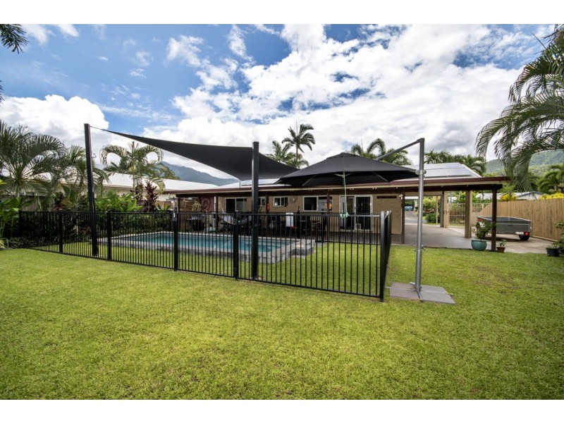32 Leeuwin Crescent, Bentley Park QLD 4869