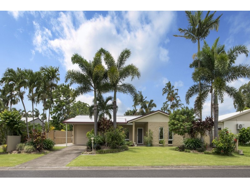 32 Leeuwin Crescent, Bentley Park QLD 4869