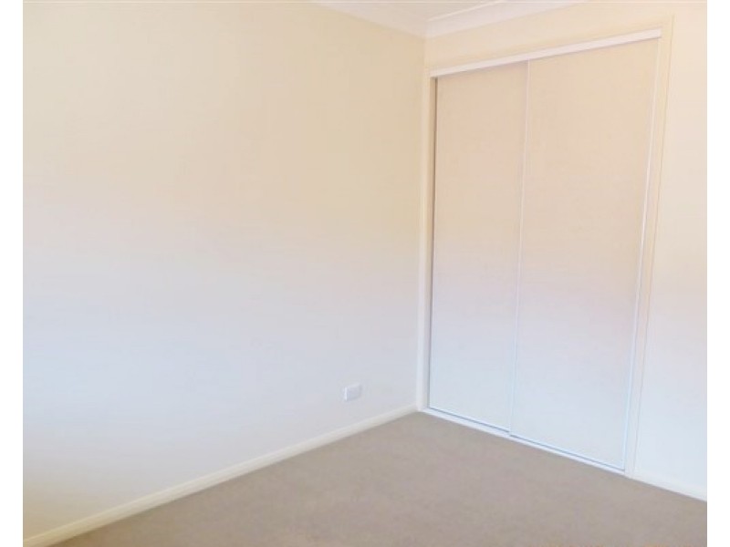 2/185 Kamerunga Road, Freshwater QLD 4870