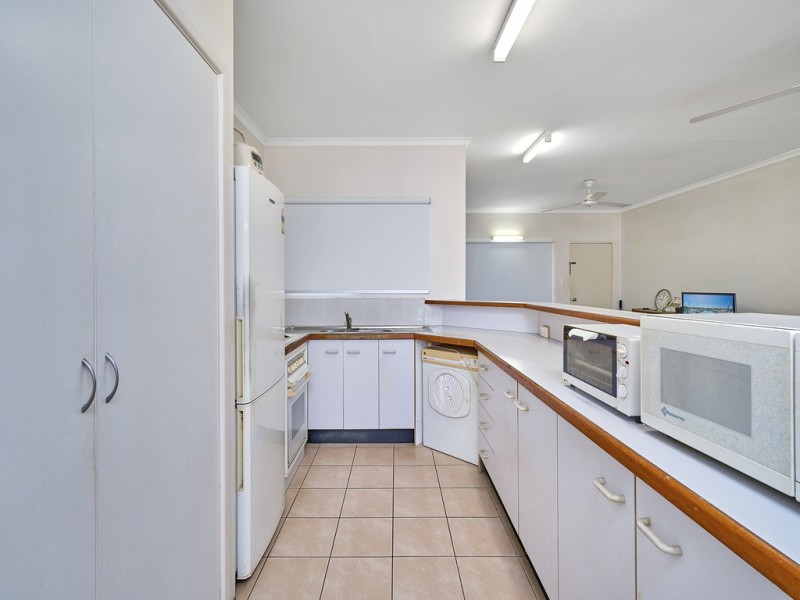 13/8-14 Rose Street, Westcourt QLD 4870