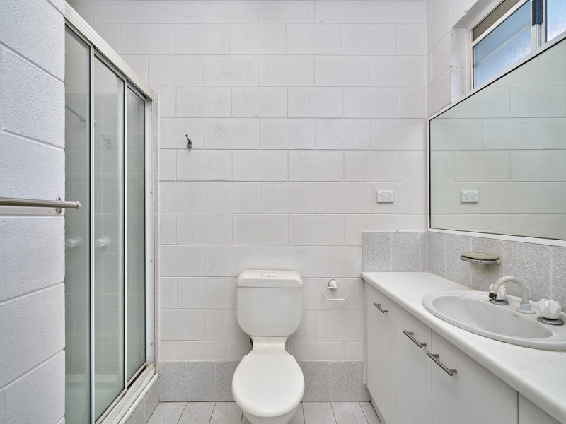 13/8-14 Rose Street, Westcourt QLD 4870