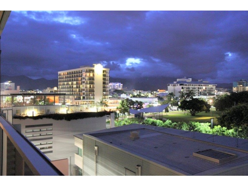 Cairns City QLD 4870