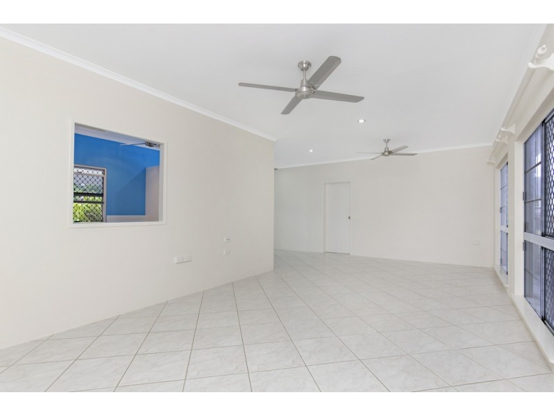 9 Gadgarra Close, Edmonton QLD 4869