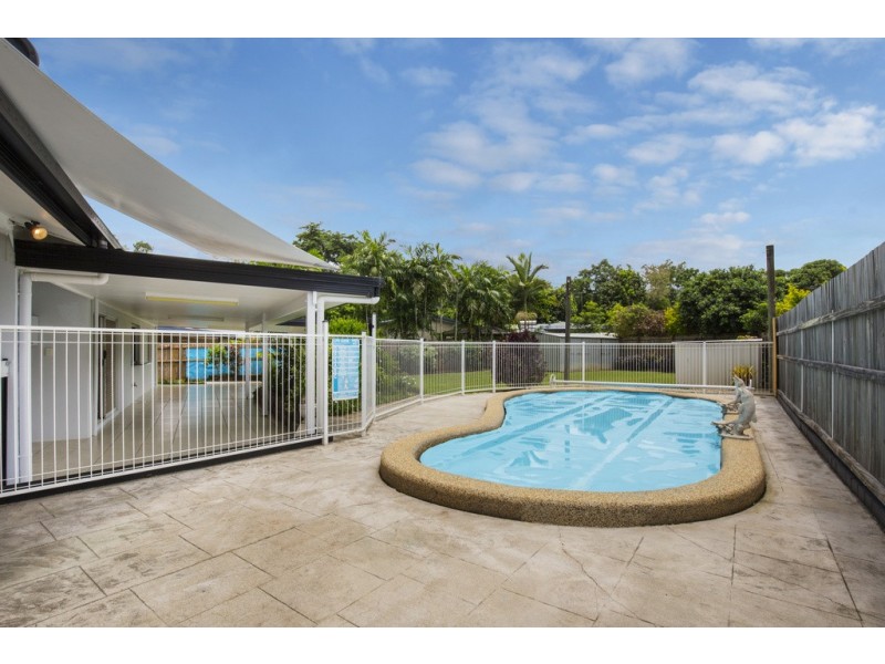 9 Gadgarra Close, Edmonton QLD 4869