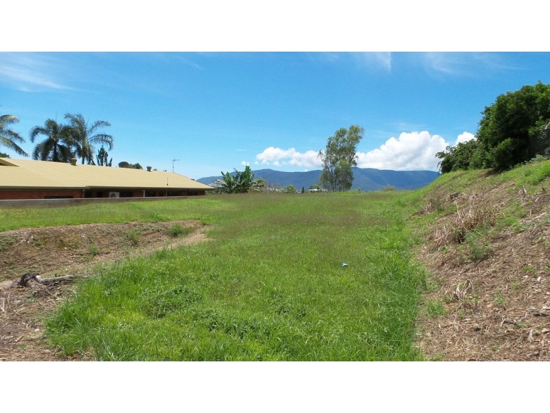 30 Barnes Street, Earlville QLD 4870