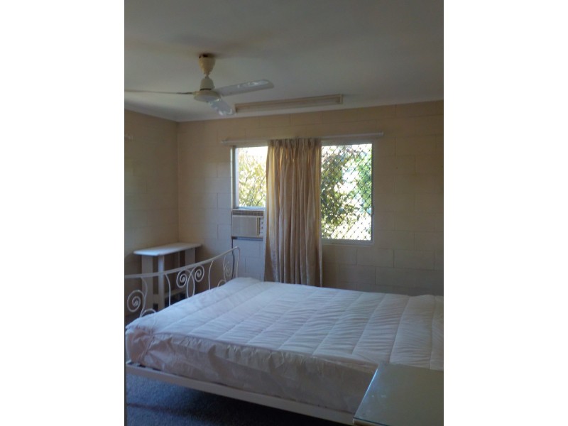 Westcourt QLD 4870
