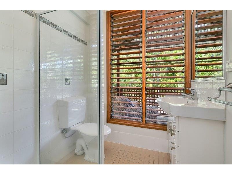 3 Nero Close, Mooroobool QLD 4870