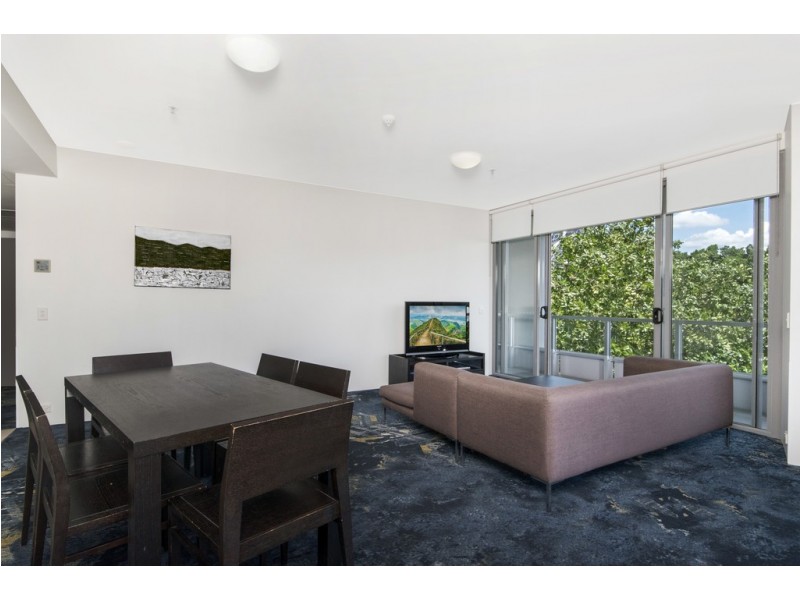 326-327/1 Marlin Parade, Cairns City QLD 4870