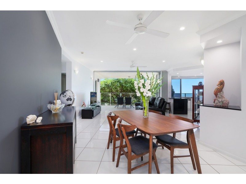 201/93 Vasey Esplanade, Trinity Beach QLD 4879