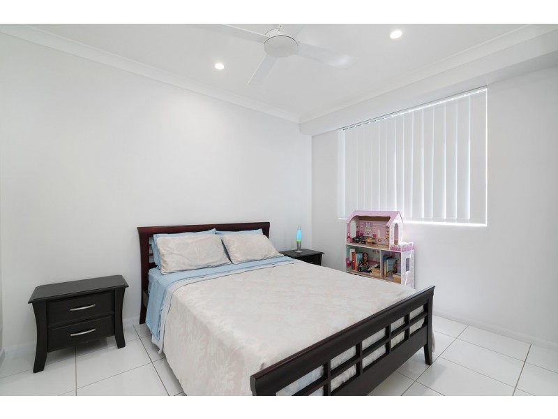 201/93 Vasey Esplanade, Trinity Beach QLD 4879