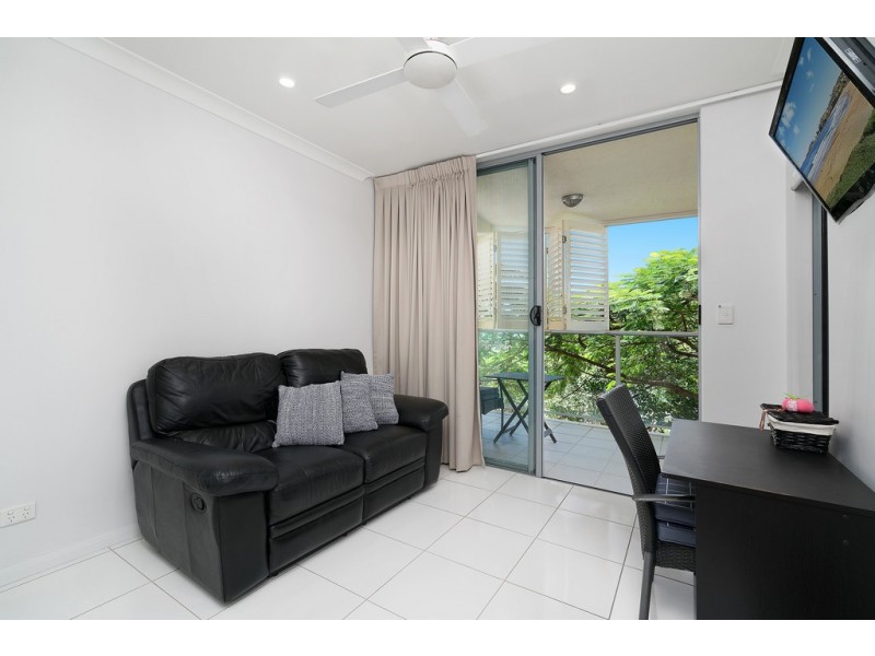 201/93 Vasey Esplanade, Trinity Beach QLD 4879