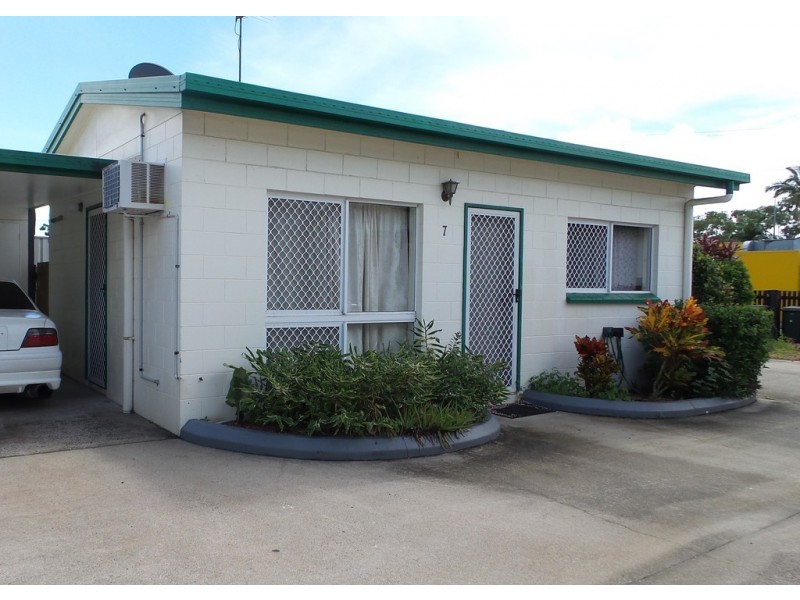 7/83 Wilks Street, Bungalow QLD 4870