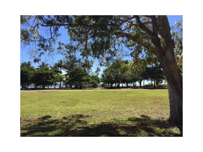 10 Sandpiper Street, East Trinity QLD 4871