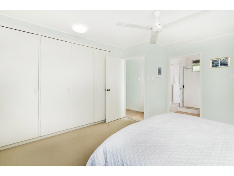 3 Aldinga Close, Whitfield QLD 4870