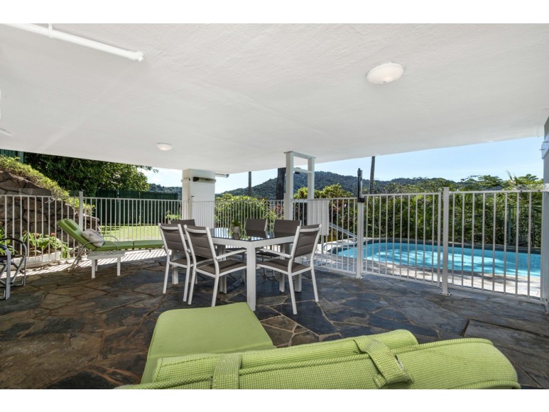 3 Aldinga Close, Whitfield QLD 4870